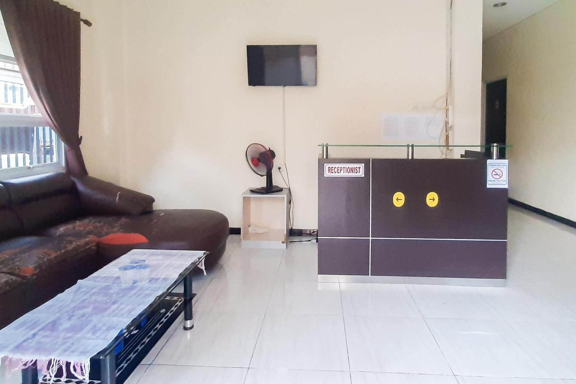 Reddoorz Syariah Near Transmart Mall باليمبانغْ المظهر الخارجي الصورة